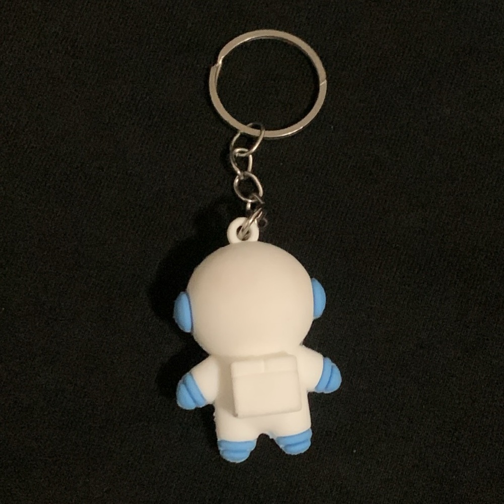 Astronaut Keychain - Picture 2 of 4